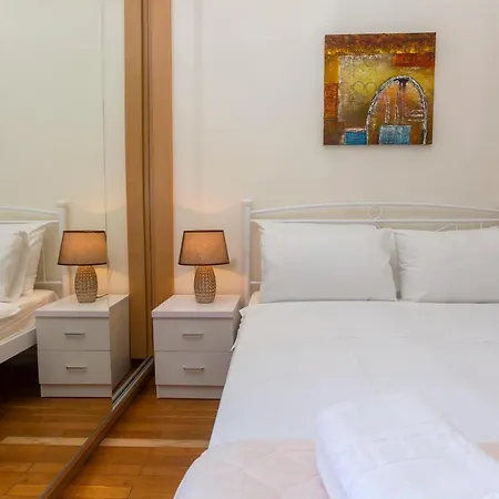Apartmán Garitsa Nest *