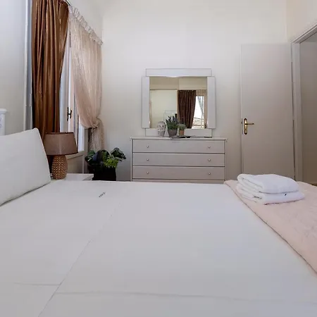 Apartment Garitsa Nest Corfu (city)
