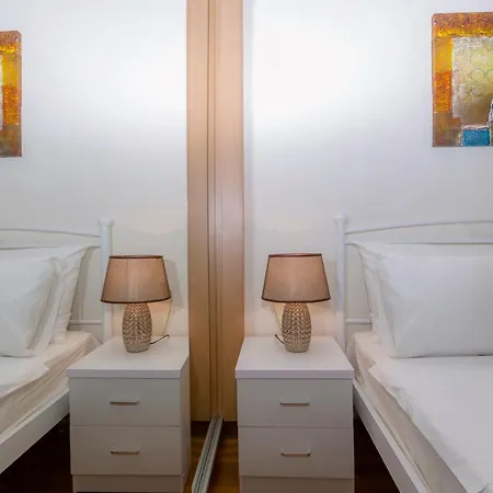 Apartmán Garitsa Nest *