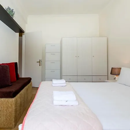 Apartment Garitsa Nest