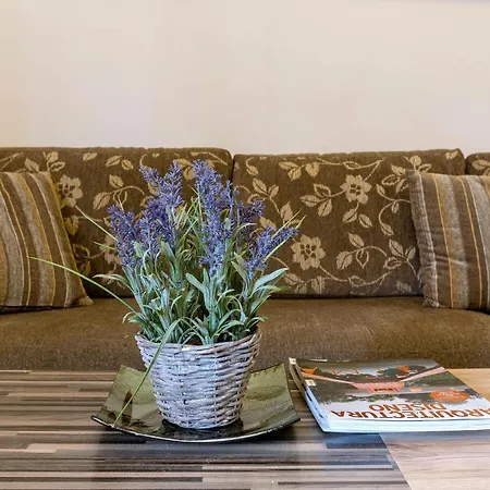 Apartmán Garitsa Nest *